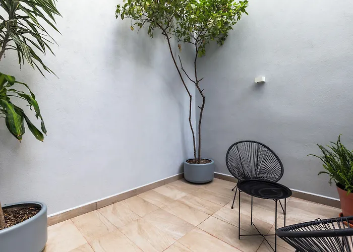 Zirahuen By Homirent Aparthotel 3*